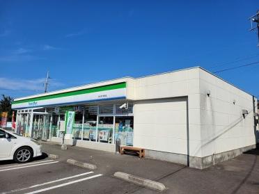 ファミリーマート佐土原下那珂店：700m