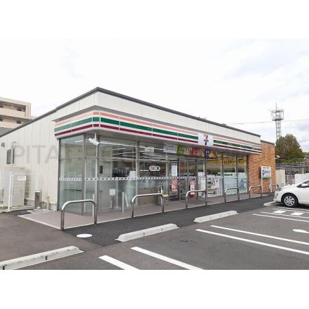 セブンイレブン祇園３丁目店：280m