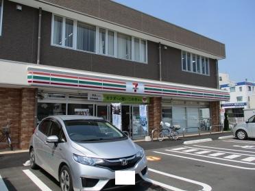 セブンイレブン神宮東３丁目店：110m