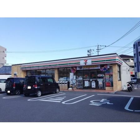 エスポワール鶴島（402） 周辺環境写真1 セブンイレブン宮崎松橋2丁目店：413m