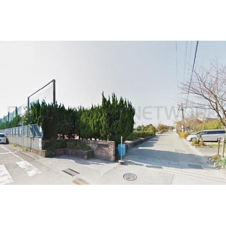 宮崎市立宮崎南小学校：1454m