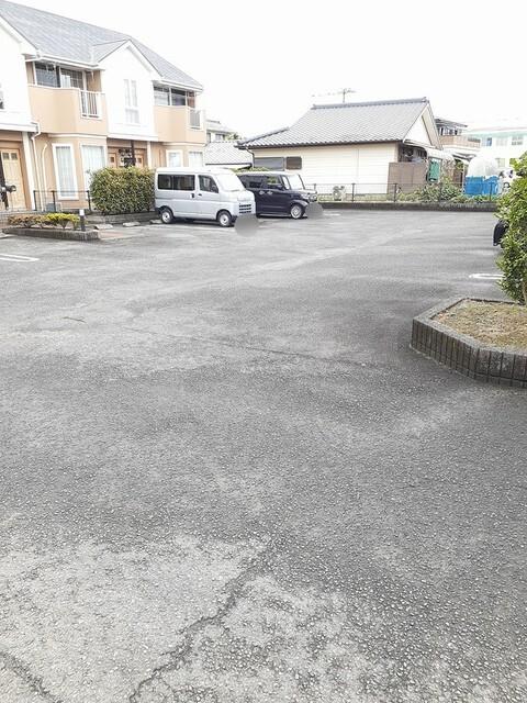 グリーンコート東館　Ｄ（202） 駐車場