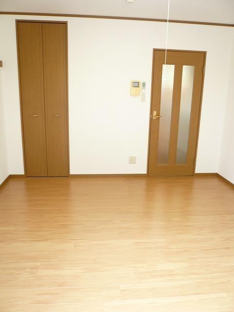 ビバーチェ（107） 室内