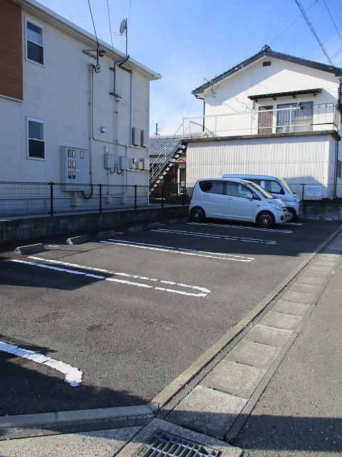 ミルト　クラール（202） 駐車場