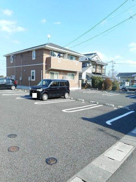 メゾン・オーブ　Ⅱ（204） 駐車場