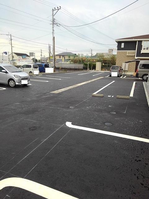 メゾンド　エスポワール舞鶴　Ⅰ（102） 駐車場