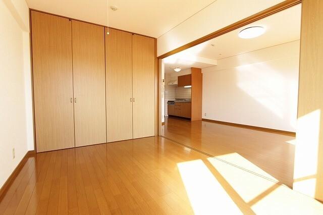 エンブレーマ西池（502） 部屋画像