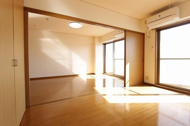 エンブレーマ西池（502） 部屋画像