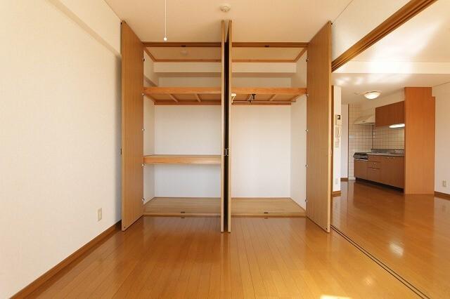 エンブレーマ西池（502） 部屋画像