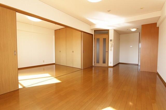 エンブレーマ西池（502） 部屋画像
