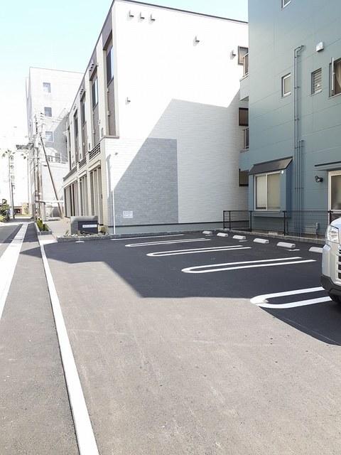ベル　アルカン　シエル（202） 駐車場