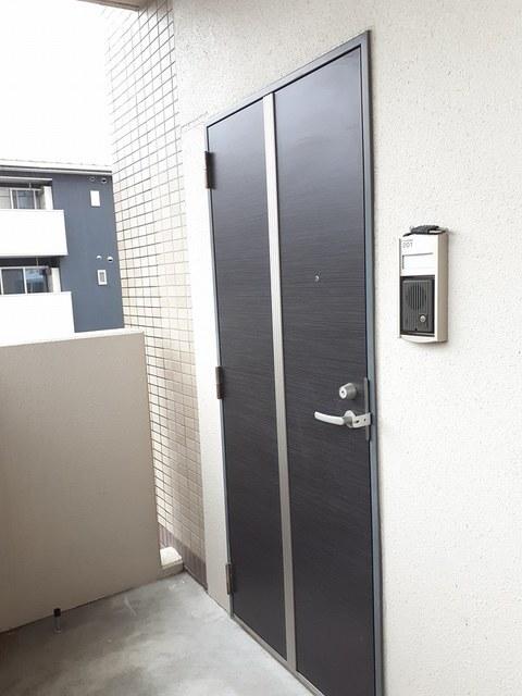 カーサ　フィーネ（201） 玄関