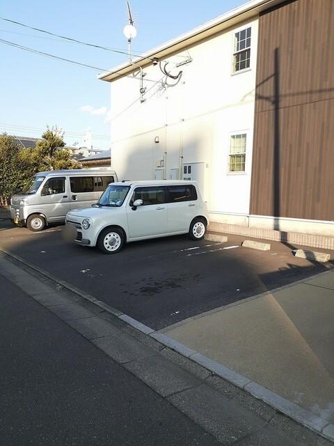 ベル　グランツ（201） 駐車場