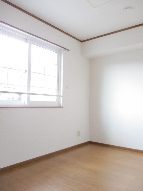 エクセレンテ北原　Ａ（203） 室内