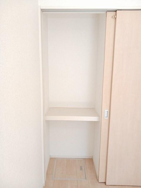 エテルノ　宮　Ｂ（101） 収納