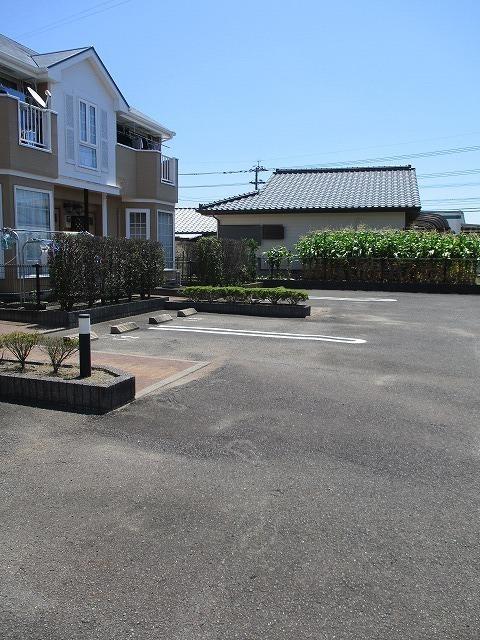 グリーンコート東館　Ａ（202） 駐車場