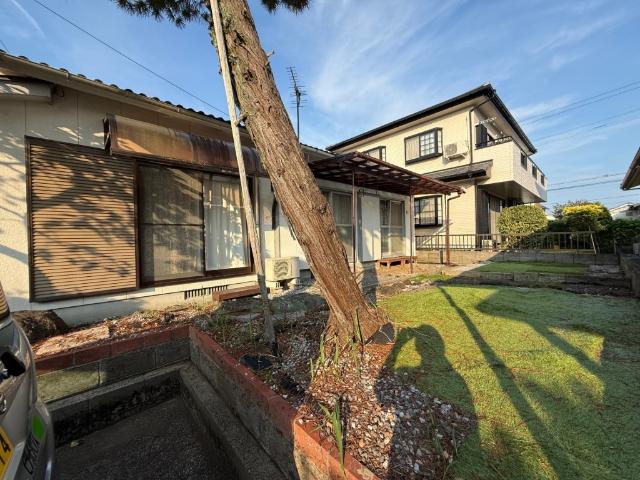 東大宮貸家 バルコニー