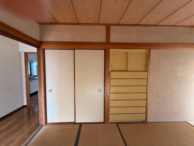 東大宮貸家 収納