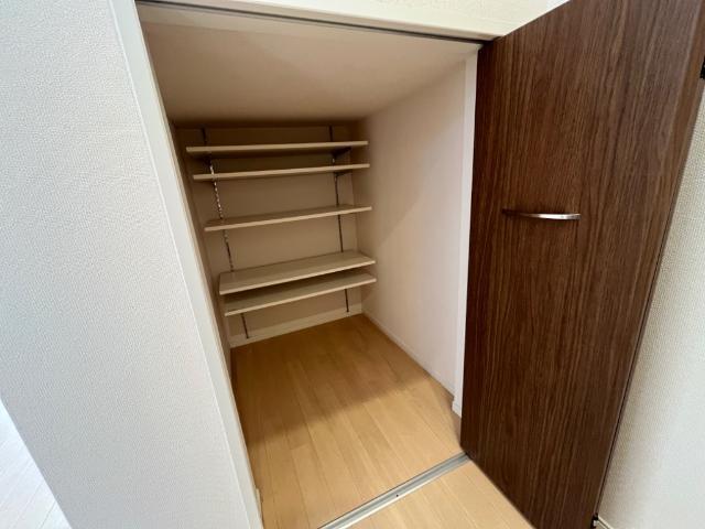 プランドール　カメリア 収納