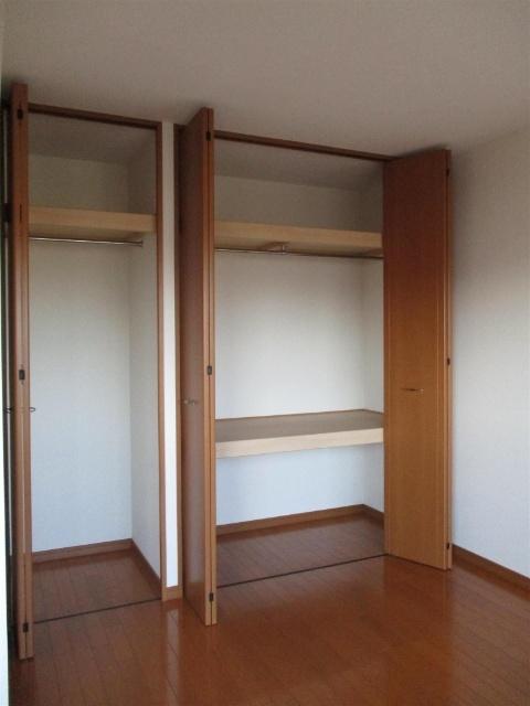 エアフォルク（102） 収納