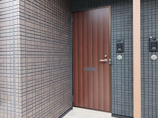 シャルフ飛江田　Ⅱ（204） 玄関