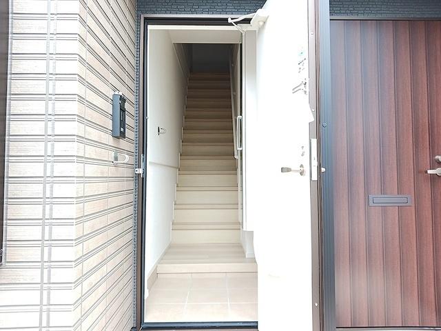 シャルフ飛江田　Ⅰ（203） 玄関