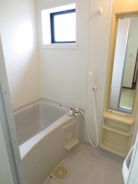 ファミール本郷　C棟（102） 部屋画像