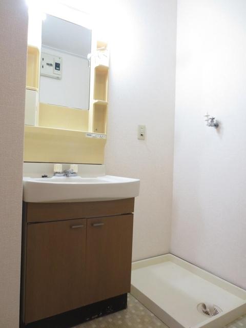 ファミール本郷　C棟（102） 部屋画像