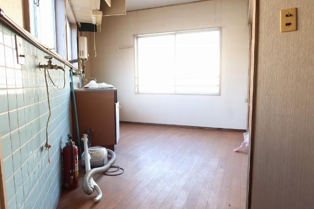 尾関ビル 部屋画像