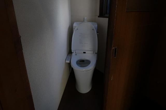 尾関ビル トイレ