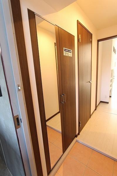 チェルシー神宮外苑（501） 玄関