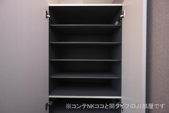 プルミエール　春　Ⅱ（101） 収納