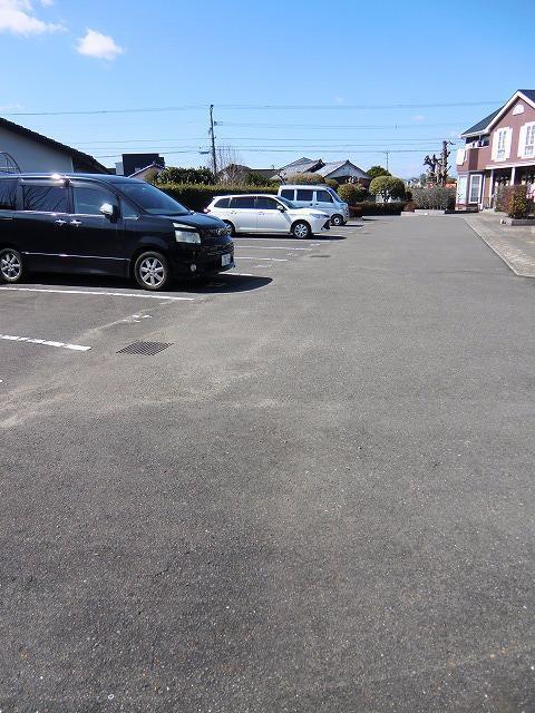 セレーノⅠ（202） 駐車場