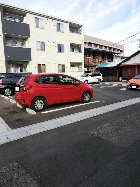 ハイブリッジ　Ⅱ（303） 駐車場