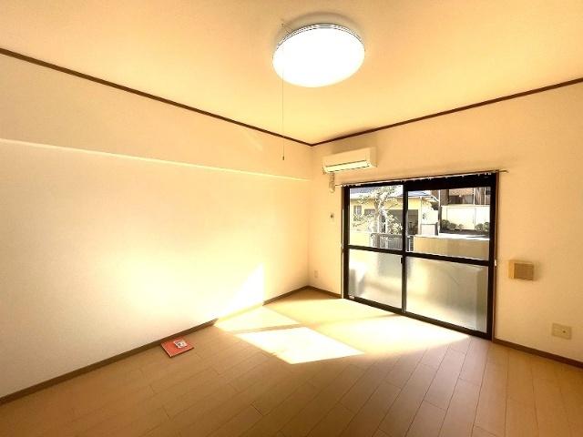 エトワールS・K（104） 部屋画像