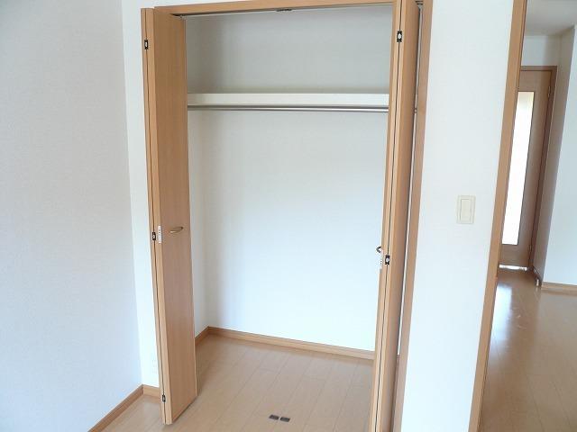 グレイス　ガーデン　Ａ棟（101） 収納