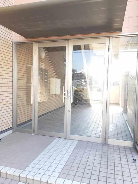 シールド青葉（203） エントランス