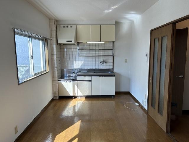コンフォート宮崎（302） 部屋画像