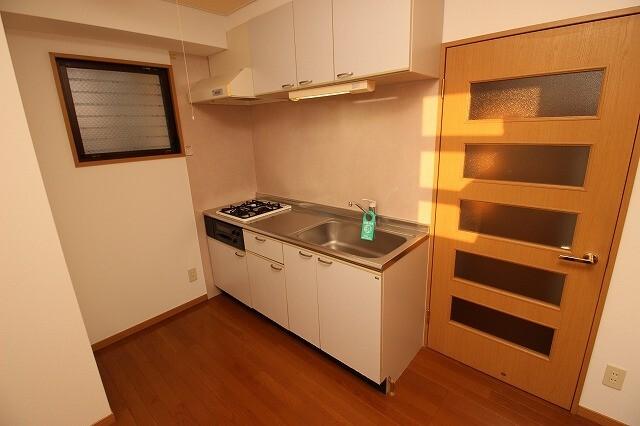 センチュリーコート５番館　芳士（105） 部屋画像