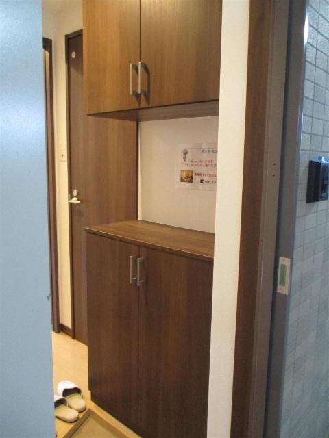 エンデバー（101） 玄関
