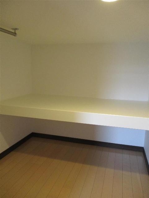 エンデバー（101） 収納