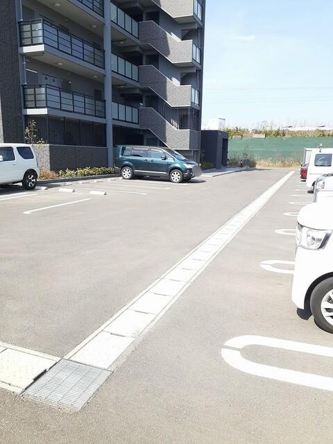 オリージャ　ビルディング（502） 駐車場