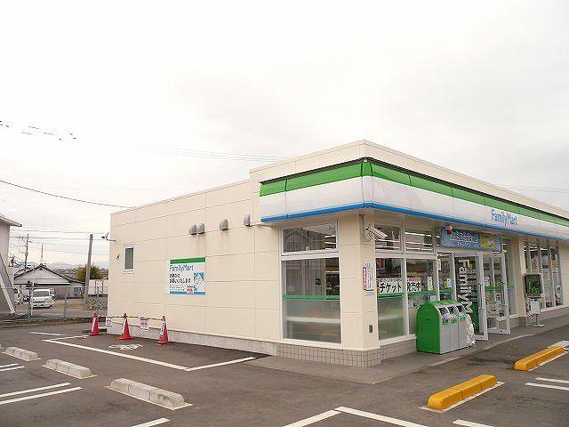 ファミリーマート小松バイパス店：230m