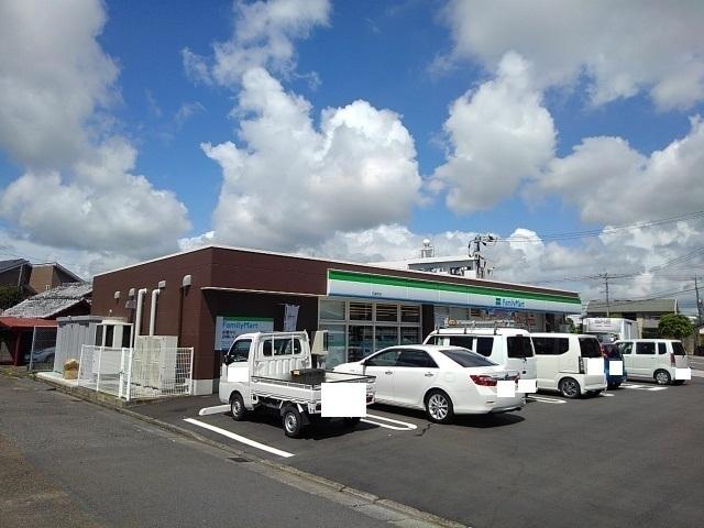 ファミリーマート元宮町店：290m