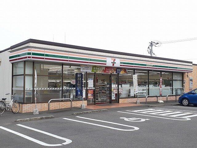 セブンイレブン宮崎南花ヶ島町店：500m