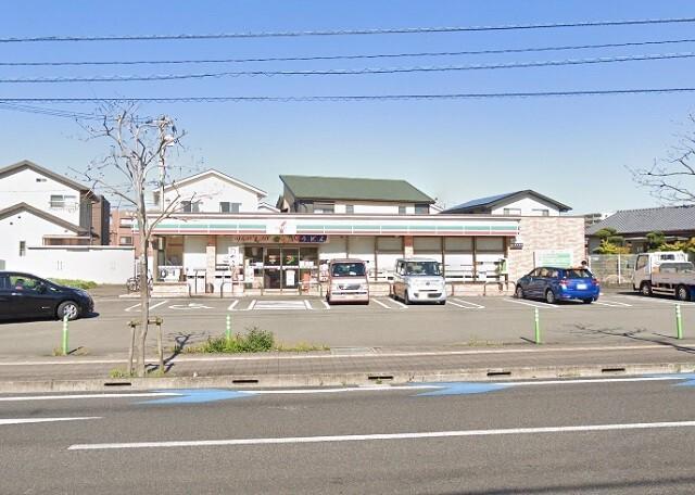セブンイレブン宮崎潮見町店：483m