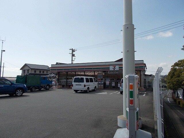 セブンイレブン佐土原久峰店：800m