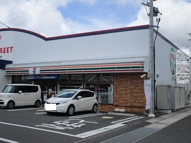セブンイレブン宮崎桜ケ丘町店：700m