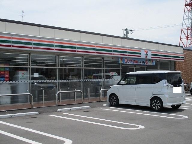 セブンイレブン高鍋郵便局前店：500m