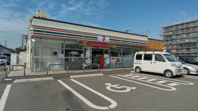 セブンイレブン宮崎祇園3丁目店：266m